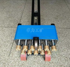 傳統的機械類鑿毛機的鑿毛方法