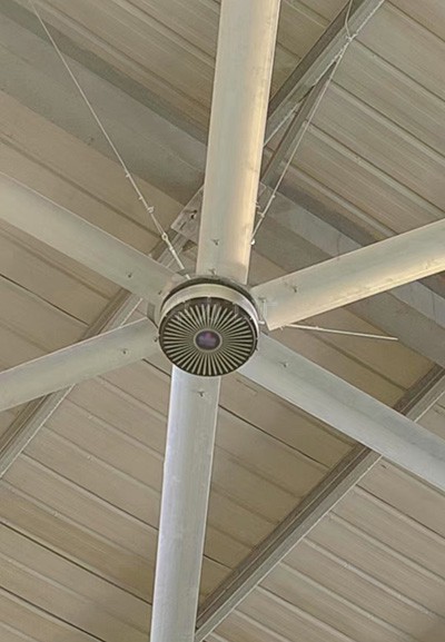 輕型鋼結構廠房承受工業大風扇嗎？